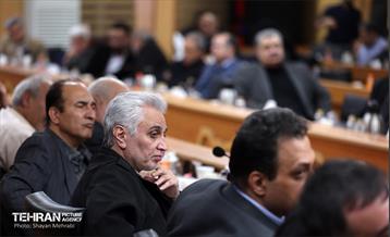 نشست هم‌اندیشی هیئت رئیسه اتاق اصناف تهران، روسای اتحادیه‌های صنفی تهران و هیئت امناء بازار تهران با شهردار تهران 16