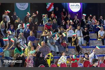 جشن «به رنگ خلیج فارس؛ به نام ایران» 40