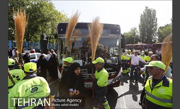خدمات شهرداری تهران به نمازگزاران در عید سعید فطر  28