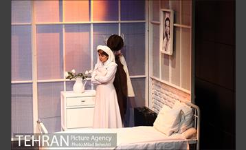 نمایش سکوت سفید 9