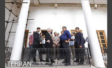 بازدید شهردار تهران از پروژه مرمت خانه اتحادیه در لاله زار 8