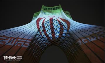 جشن نور پیروزی تیم ملی در میدان آزادی  16