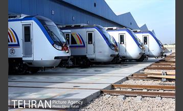 مراسم بهره برداری از 51 واگن و لکوموتیو برقی مترو تهران و حومه 4