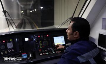 آیین تست گرم مسیر پایانی خط ۷ مترو تهران و بهره‌برداری از ورودی دوم ایستگاه آهنگ 18