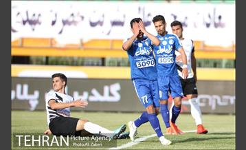 دیدار صبای قم و استقلال در لیگ برتر فوتبال 10