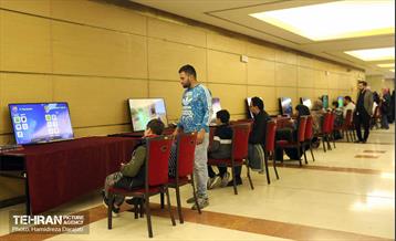 اکران عمومی فوتبال ایران_آمریکا در برج میلاد تهران  6