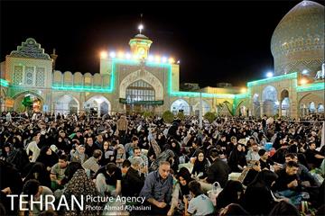 مراسم احیای شب بیست وسوم ماه رمضان درحرم حضرت عبدالظیم حسنی(ع) 25