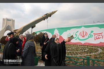 راهپیمایی ۲۲ بهمن در تهران - 3 3