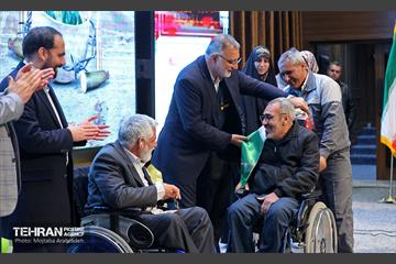 آئین تکریم و تجلیل از جانبازان سرافراز ۸ سال دفاع‌ مقدس 16