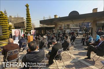 آیین رونمایی از سردیس جعفر کاشانی 10
