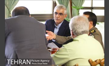 دیدار شهردار تهران با رییس باغ موزه انقلاب و دفاع مقدس 12