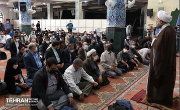 حضور شهردار تهران در مسجد علی ابن الحسین(ع) منطقه 14