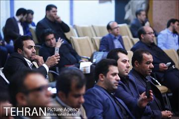 نشست هم اندیشی شهردار تهران با شهرداران نواحی تهران 14