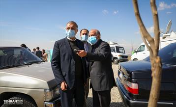 نهال کاری شهردار تهران و رئیس جمهور به مناسبت روز درختکاری 1