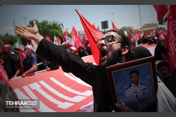 تشییع پیکر آقای شهید ایران - 4 58