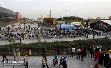 جشن ملی پرچم در اراضی عباس آباد 50