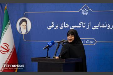 آیین رونمایی از تاکسی‌های برقی 22