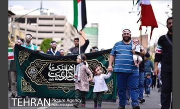 حضور اعضای هیئت هنر در راهپیمایی روز قدس 13