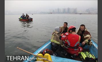 سقوط یه فروند بالگرد در دریاچه شهدای خلیج فارس 18