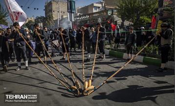 نجات اهل عالم با حسین است  29