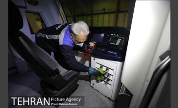 آغاز عملیات ضدعفونی کردن مترو تهران 3