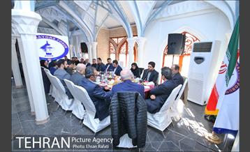 نشست هم اندیشی و قدردانی ار همکاران رویداد پنچمین مجمع عمومی شهرداران آسیایی 8