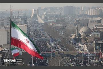 راهپیمایی ۲۲ بهمن در تهران - ۲ 1