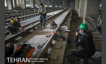 تور عکاسی پارکینگ زیرزمینی قطارهای شهری 18