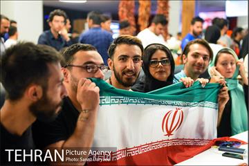 تماشای مسابقات جام جهانی فوتبال  4