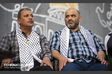 استقبال از خانواده شهدای غزه در میدان فلسطین تهران 6