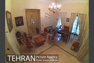 کاخ نیاوران 42