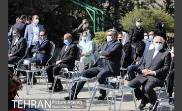 آیین کاشت نهال دوستی با حضور همسران دیپلمات مقیم ایران 7