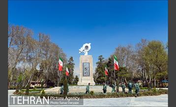 رویش لاله ها در پارک شهر 5