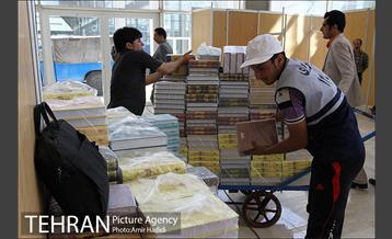 آماده سازی نمایشگاه بین المللی کتاب تهران 10