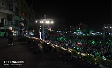 مهمانی ۱۰ کیلومتری عید غدیر در تهران - 3 2