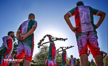 ورزش زورخانه ای در نوروزگاه فرهنگ و ملل پارک ملت 1