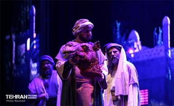 نمایش آیینی «جیم‌نون» 15