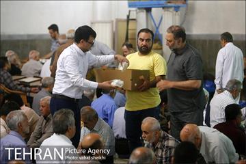 تلاوت قرآن و افطاری ساده مساجد در ماه مبارک رمضان 12