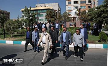 رونمایی مجسمه استاد کمال الملک 8