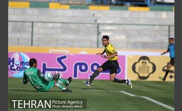 دیدار راه آهن و پدیده در لیگ برتر فوتبال 8