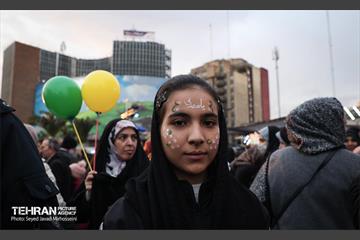 جشن نیمه‌شعبان در میدان ولی‌عصر (عج) 2 7