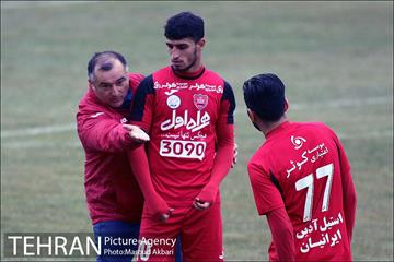 دیدار دوستانه تیم های فوتبال پرسپولیس و پارس جنوبی جم