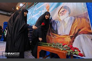 حضور شهردار تهران در حسینیه جماران تهران 19