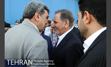 بازدید معاون اول رئیس جمهور به همراه شهردار تهران از کارخانه واگن‌سازی تهران 14