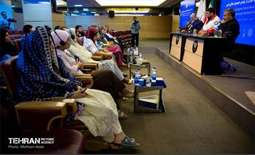 نشست مدیران شهرداری تهران با رئیس جمعیت هلال احمر 46