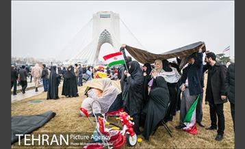 راهپیمایی یوم الله ۲۲ بهمن 5