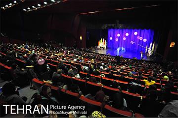 افتتاح پردیس تئاتر تهران با حضور دکتر قالیباف 38