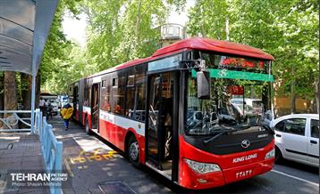 سریع، ارزان، قرمز 17