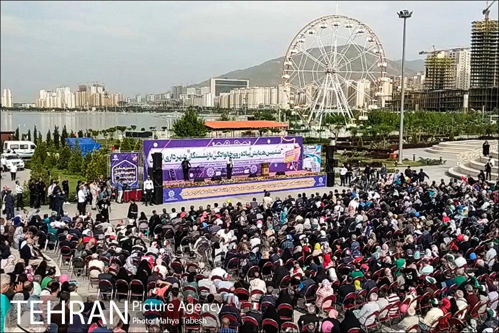 | ویدئو | ششمین همایش پیاده روی خانوادگی بازنشستگان شهرداری تهران با حضور شهردار تهران در کنار دریاچه شهدای خلیج‌فارس 2