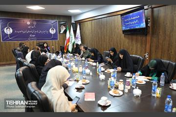 بازدید اصحاب رسانه از مراکز معاینه فنی 5